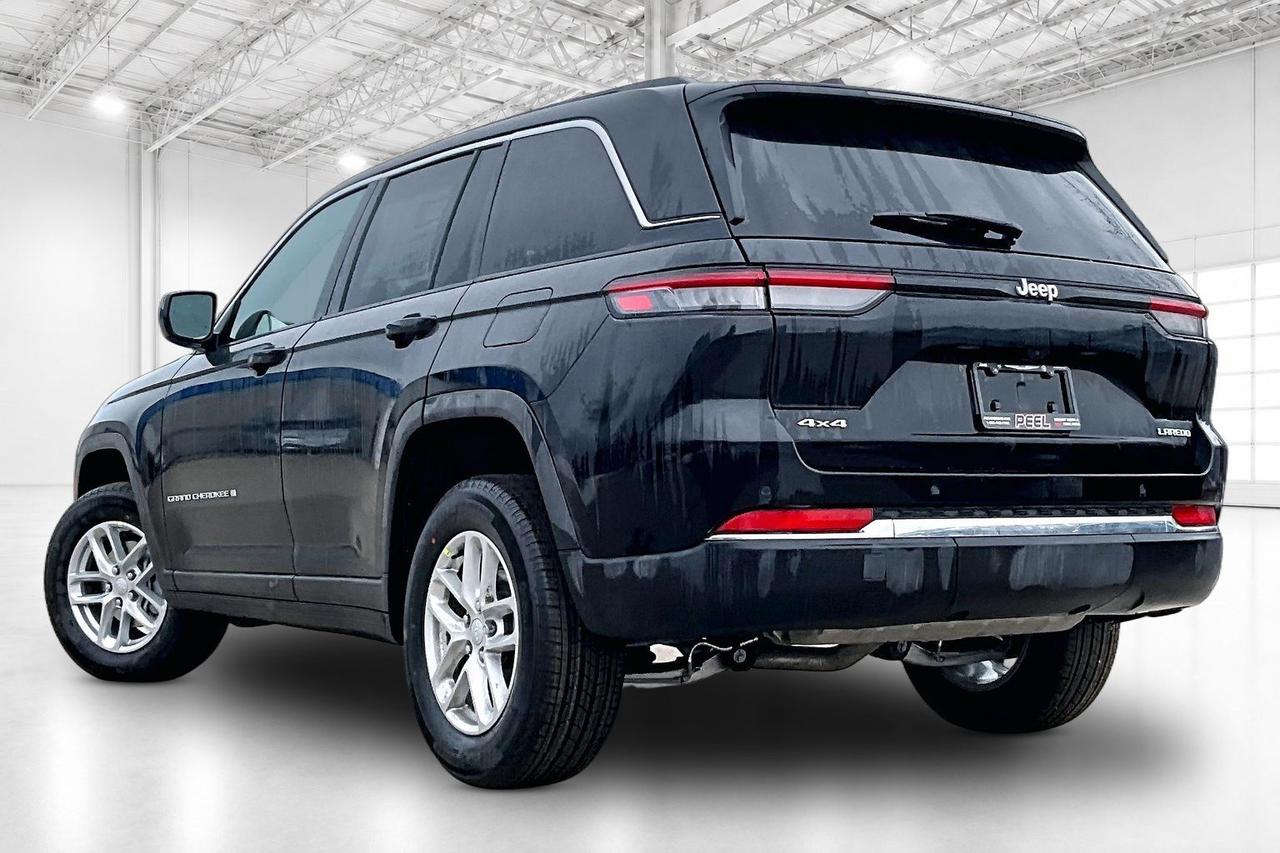 2026 Jeep Grand Cherokee LAREDO X | Sunroof | Remote Start | Power Liftgate Photo2
