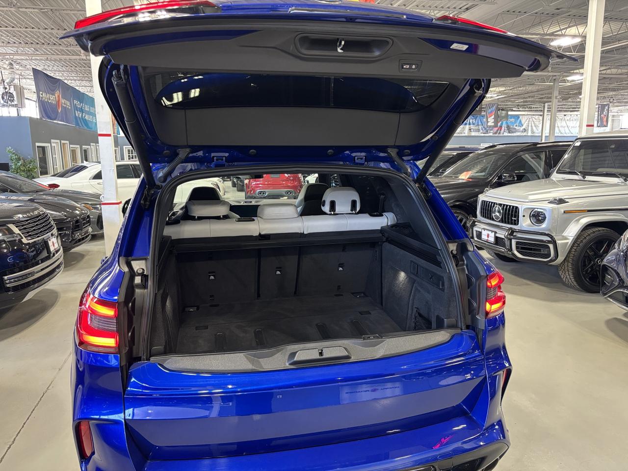 2022 BMW X5 M Competition|617HP|V8TWINTURBO|WHITESEATS|SKYLOUNGE Photo