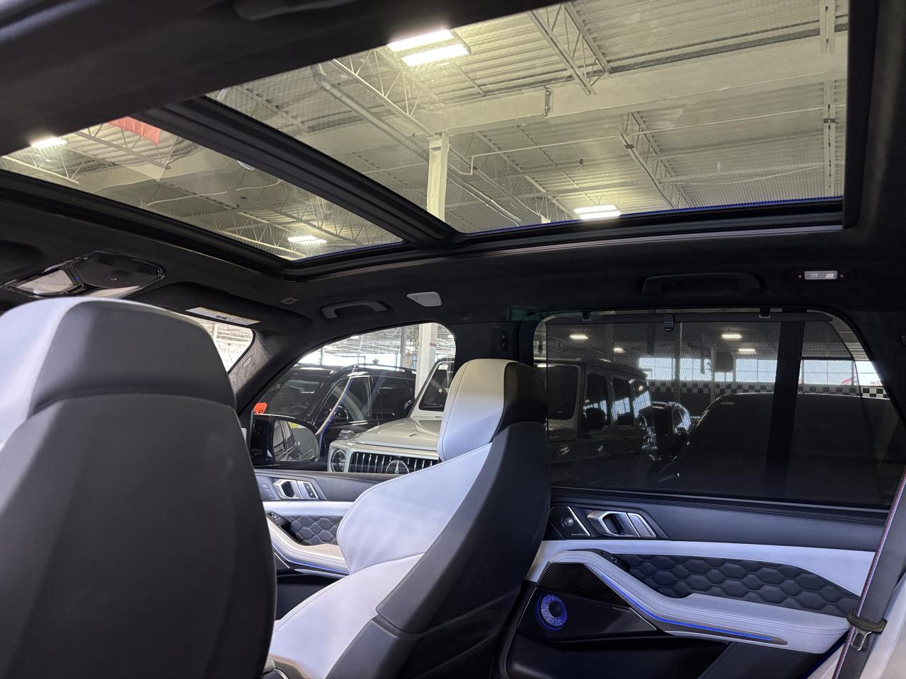 2022 BMW X5 M Competition|617HP|V8TWINTURBO|WHITESEATS|SKYLOUNGE Photo