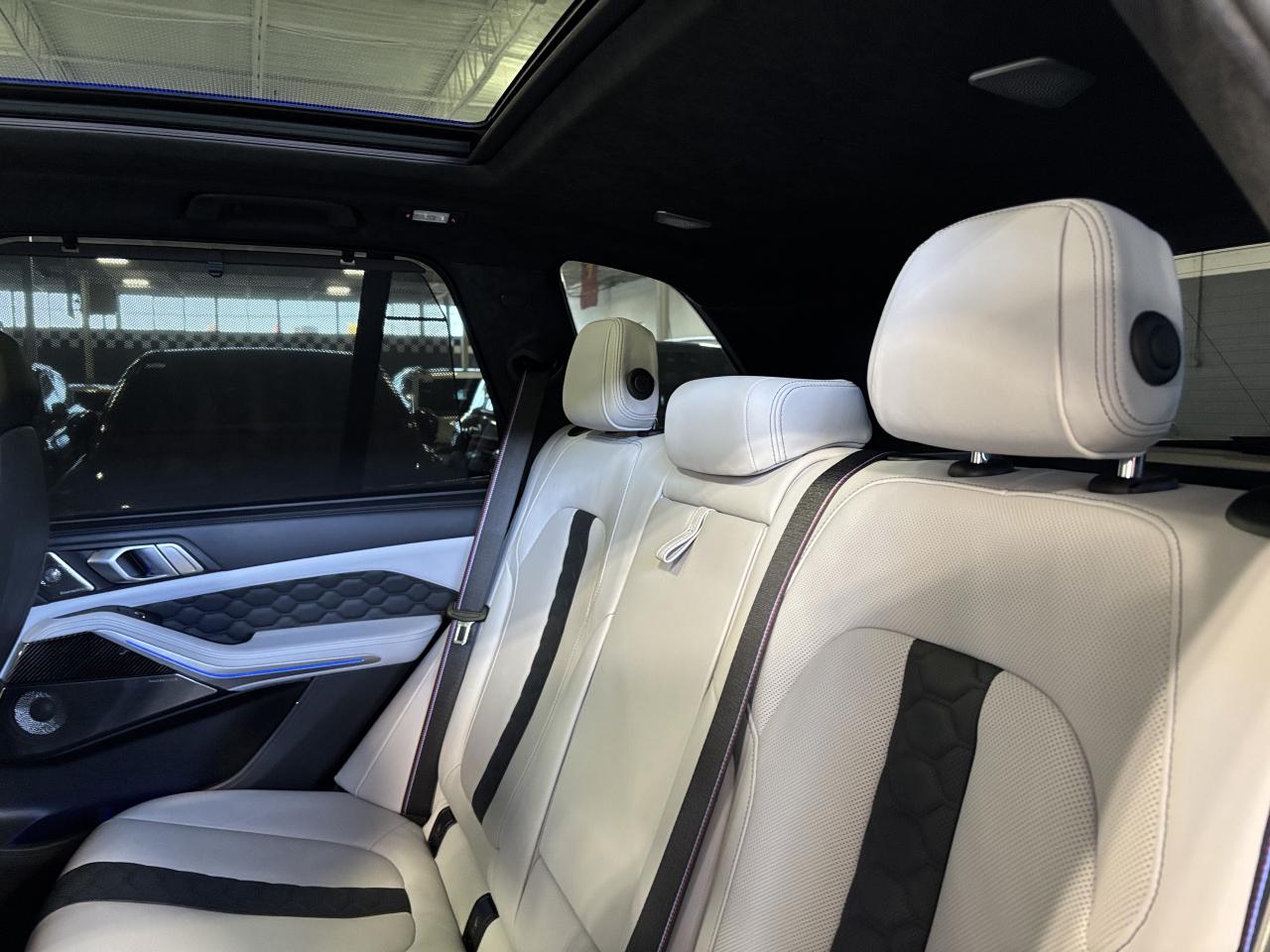 2022 BMW X5 M Competition|617HP|V8TWINTURBO|WHITESEATS|SKYLOUNGE Photo