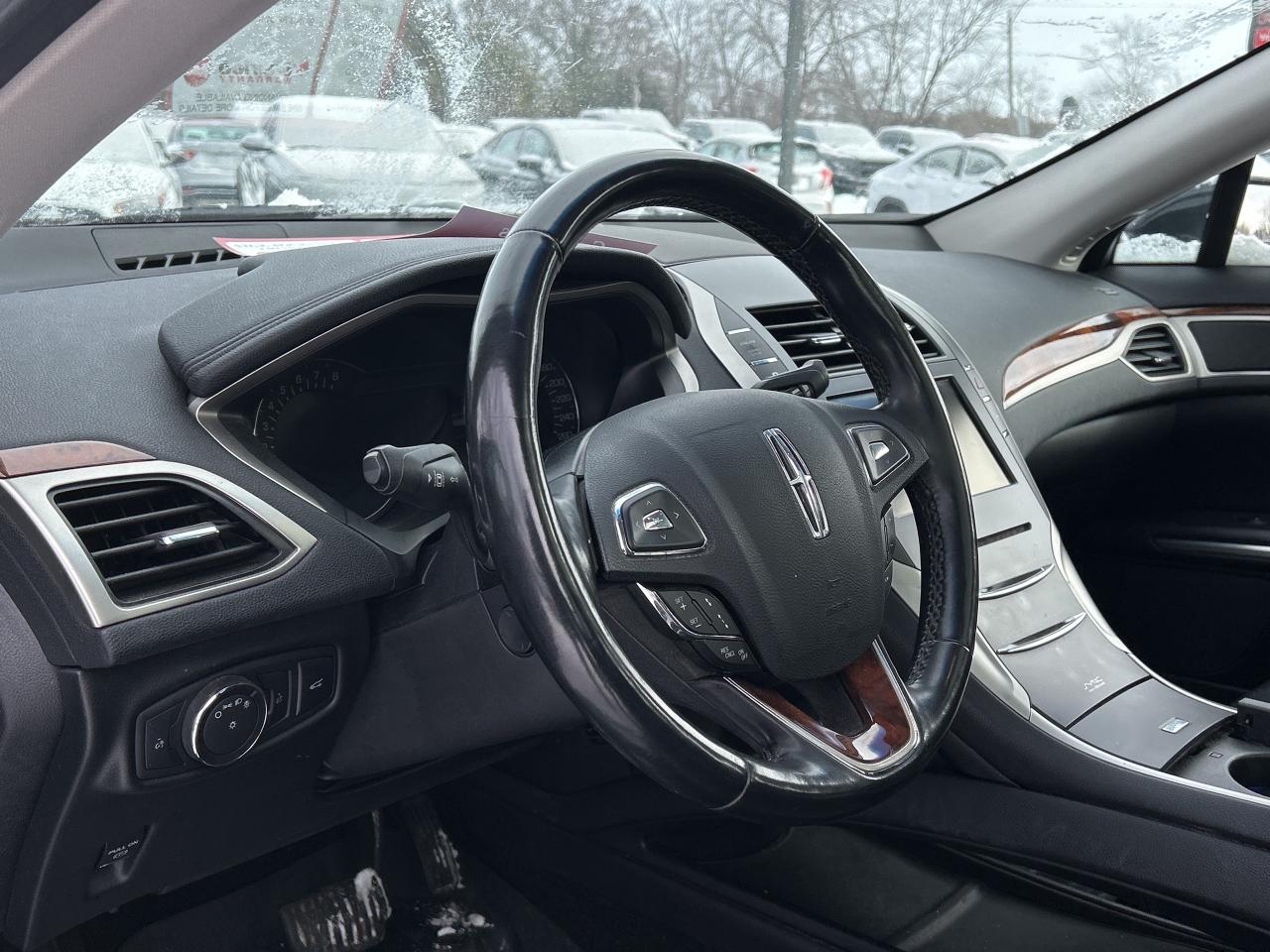 2015 Lincoln MKZ ECOBOOST, FWD, HEATED/ COOLED LEATHER! - Photo #10