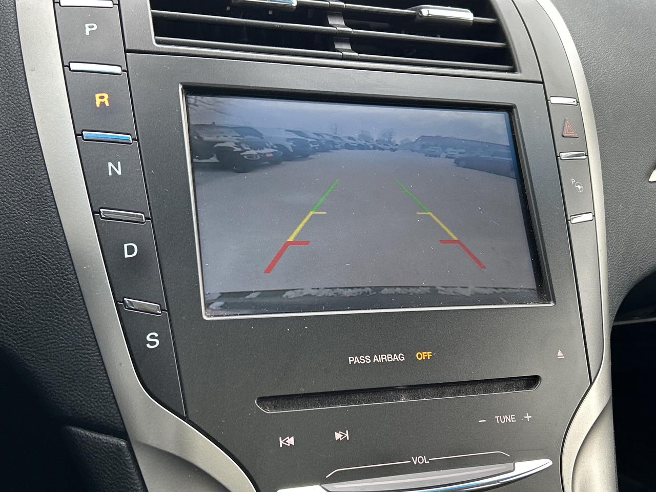 2015 Lincoln MKZ ECOBOOST, FWD, HEATED/ COOLED LEATHER! - Photo #20