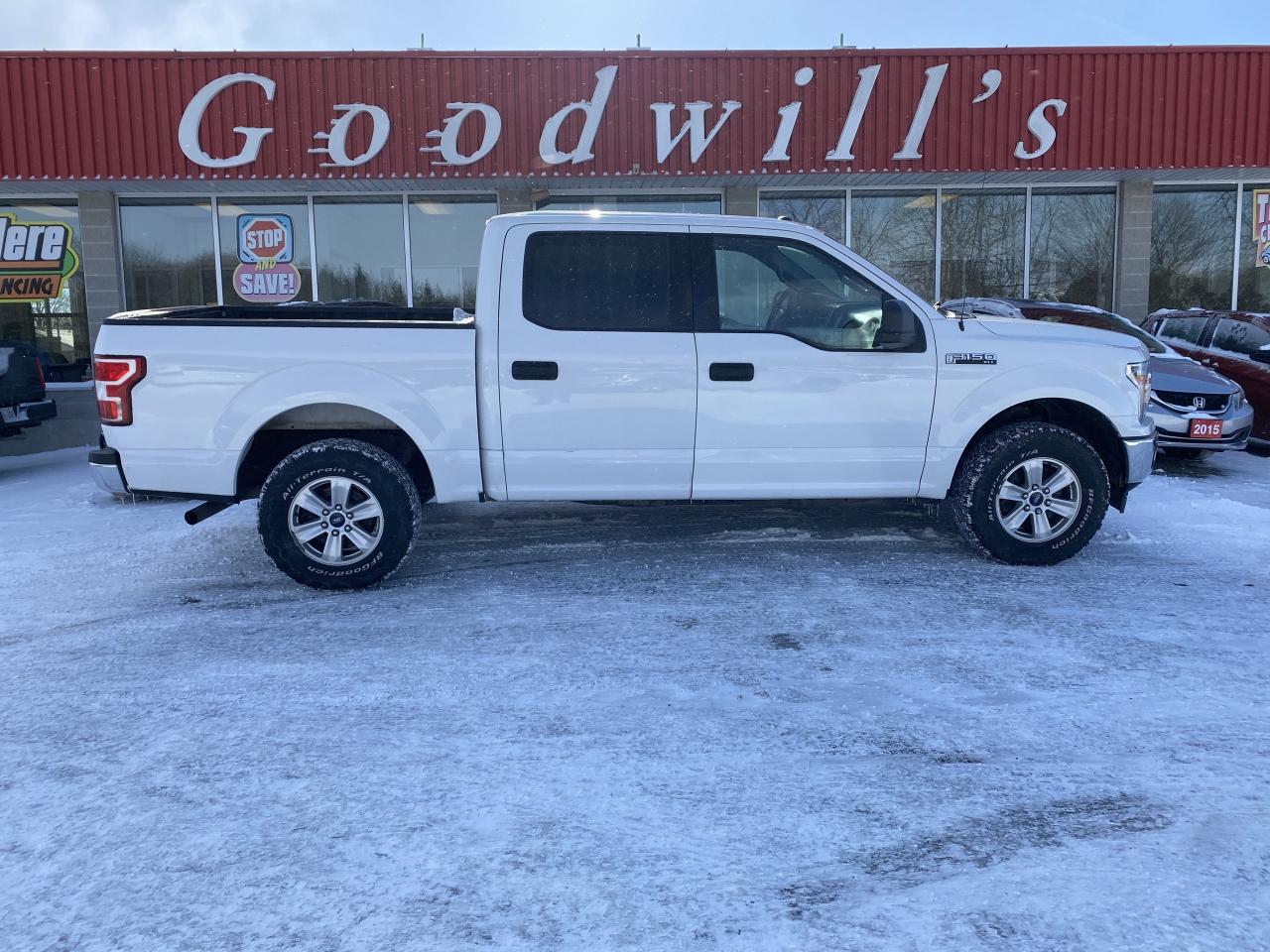 2018 Ford F-150 XLT, CLEAN CARFAX, 6 PASSENGER, 4X4, 5 LITER! - Photo #1