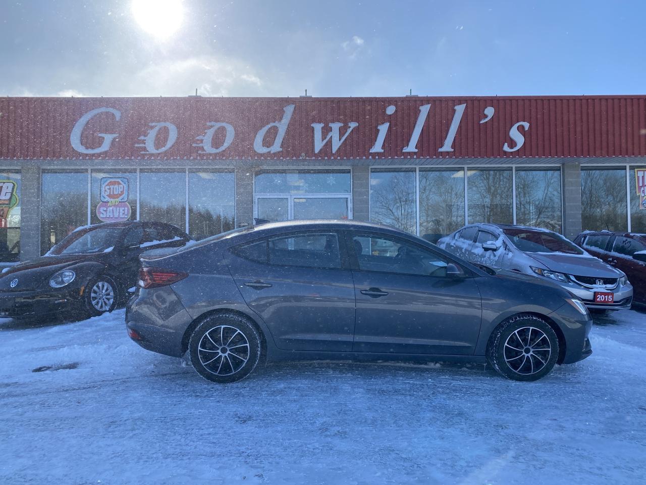 2019 Hyundai Elantra PREFERRED, CLEAN CARFAX, HEATED SEATS/ WHEEL! - Photo #1