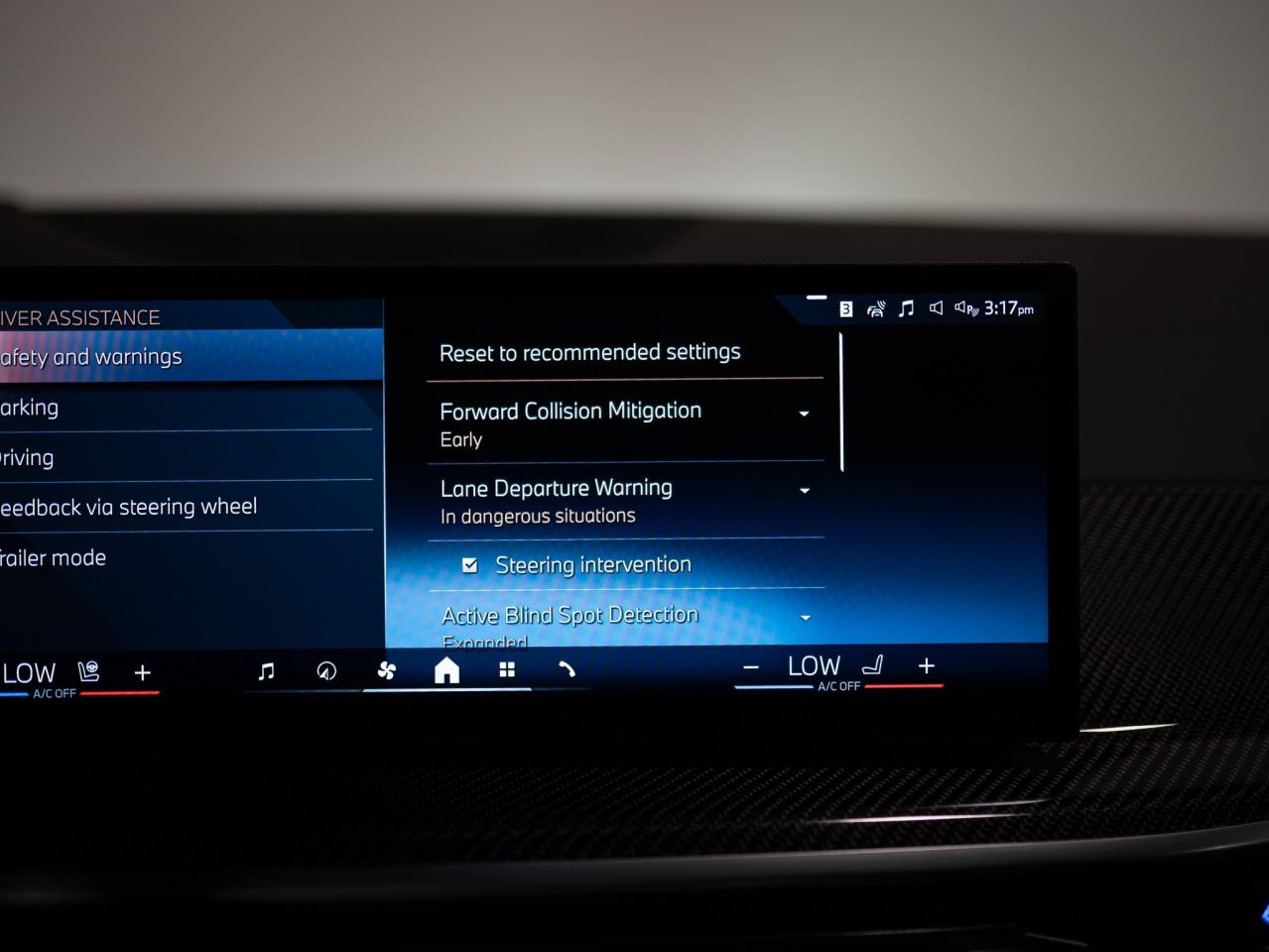 2024 BMW X6 XDRIVE40I | M-SPORT | PREMIUM | CARBON | 22 IN Photo