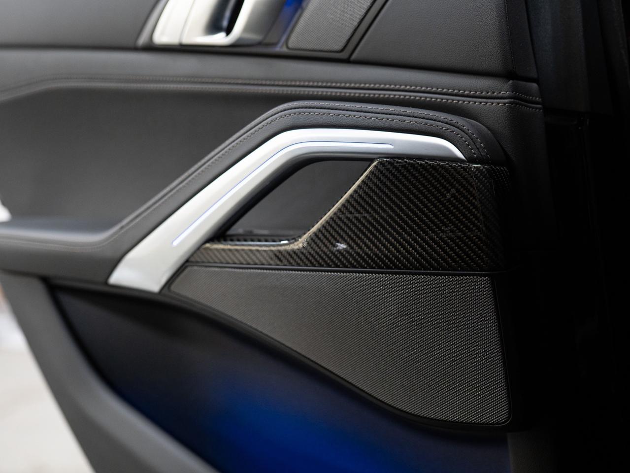 2024 BMW X6 XDRIVE40I | M-SPORT | PREMIUM | CARBON | 22 IN Photo