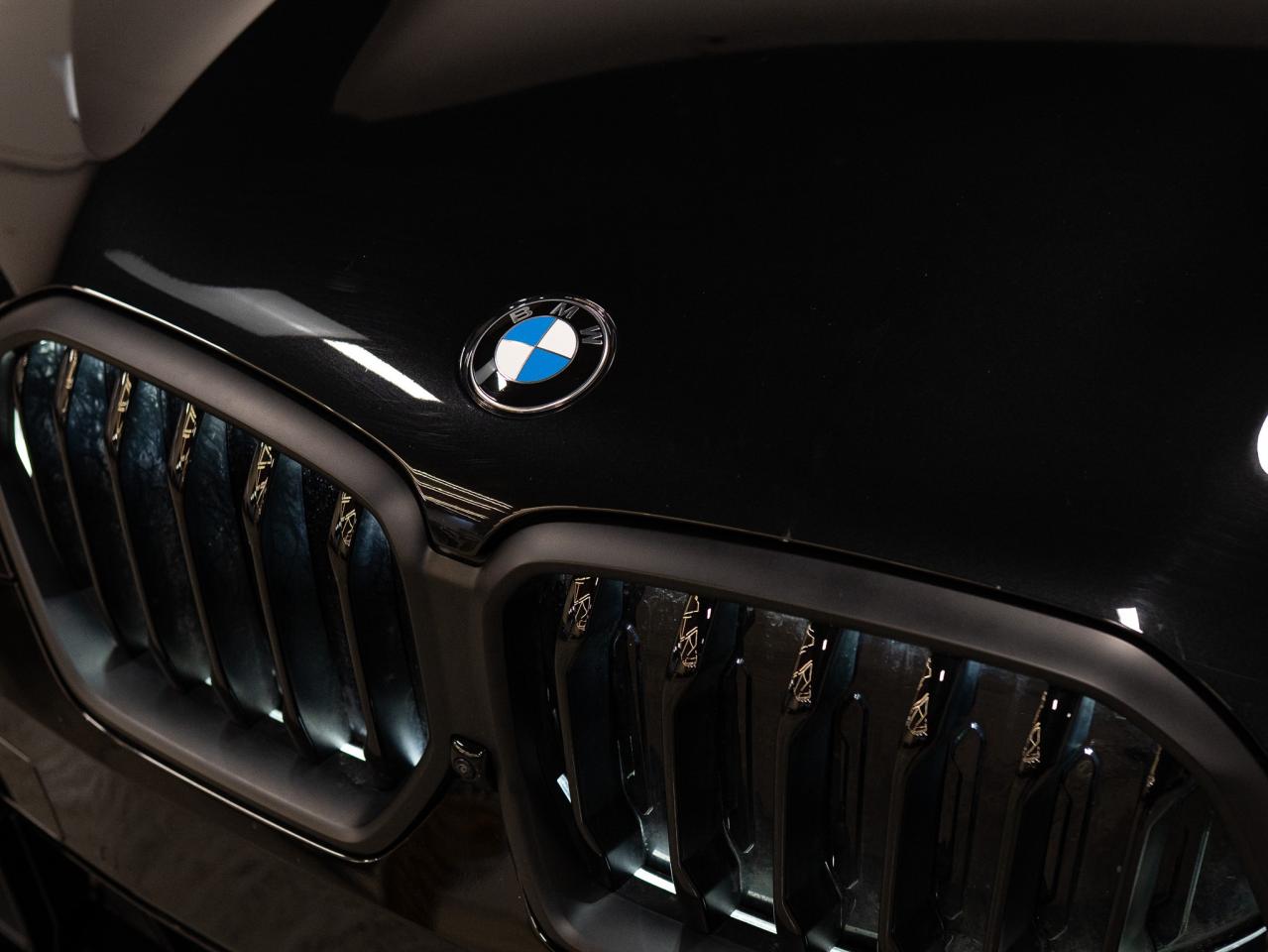 2024 BMW X6 XDRIVE40I | M-SPORT | PREMIUM | CARBON | 22 IN Photo