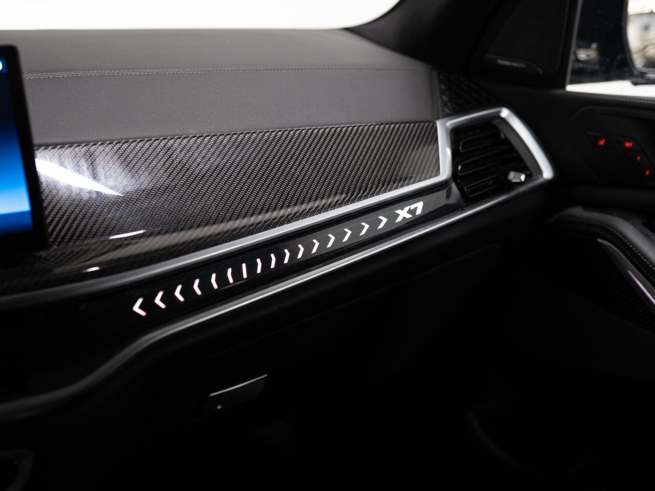 2024 BMW X7 XDRIVE40I | M-SPORT PRO | 7 PASS | PREMIUM ENHANCE Photo