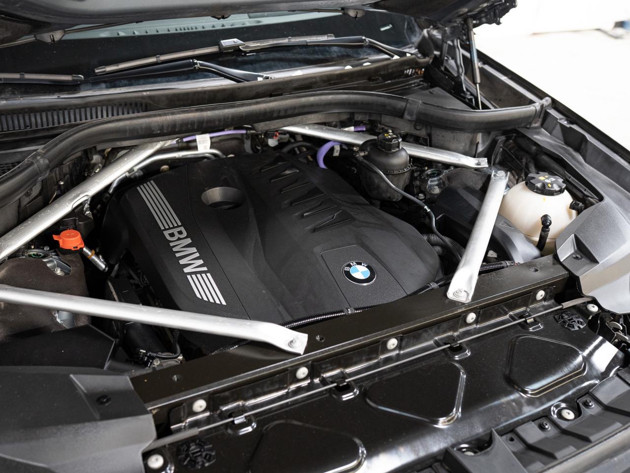 2024 BMW X7 XDRIVE40I | M-SPORT PRO | 7 PASS | PREMIUM ENHANCE Photo