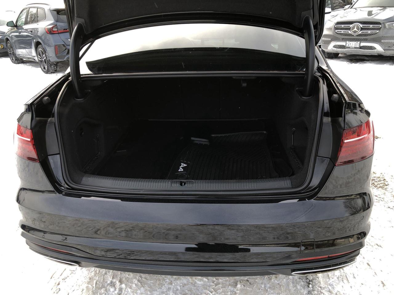 2021 Audi A4 45 Progressiv SLINE SPORTS PKG, ONLY 41KKMS, LEATH Photo