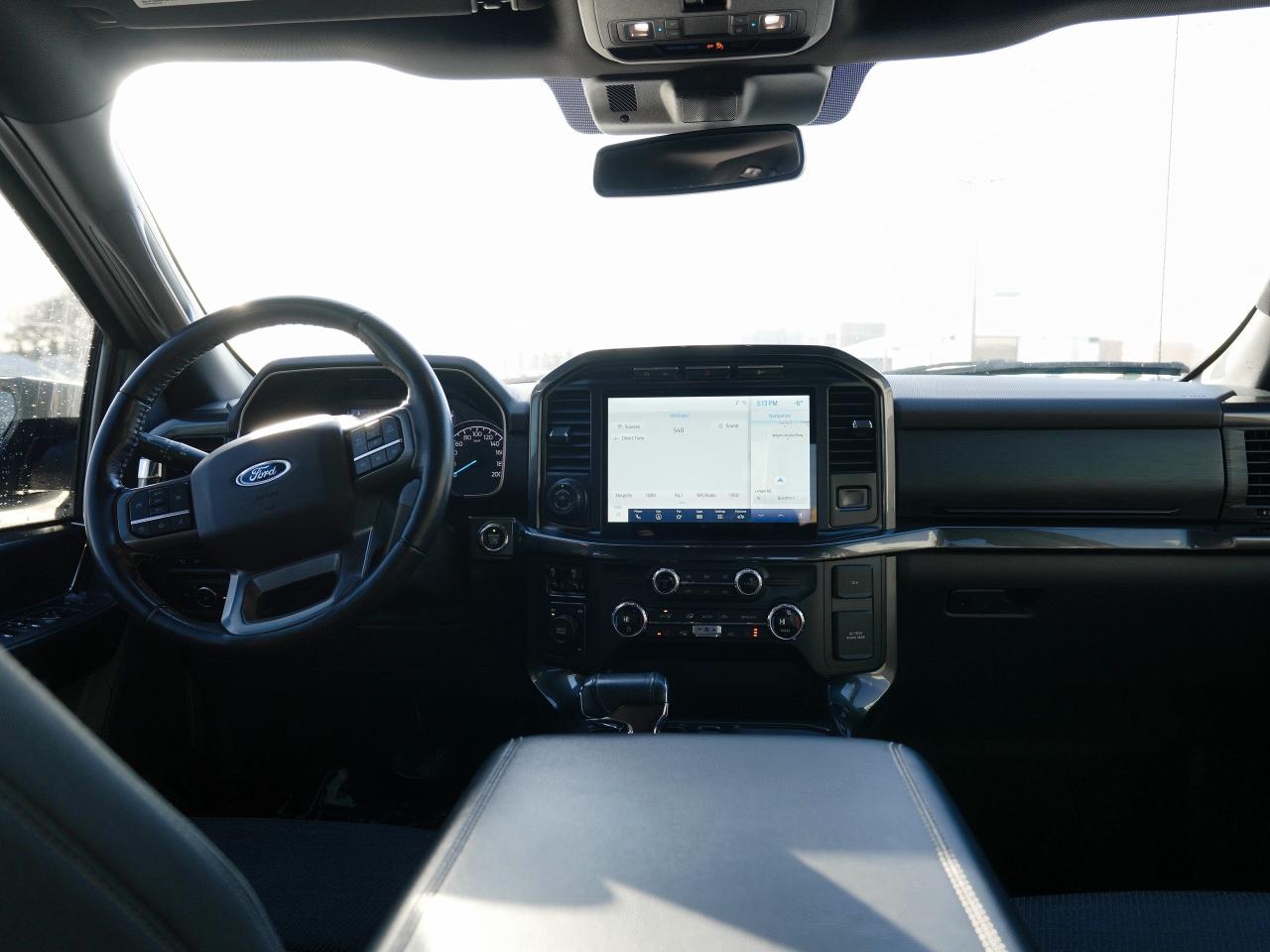 2021 Ford F-150 SUPER CREW CAB | NAVIGATION | VERY CLEAN! Photo
