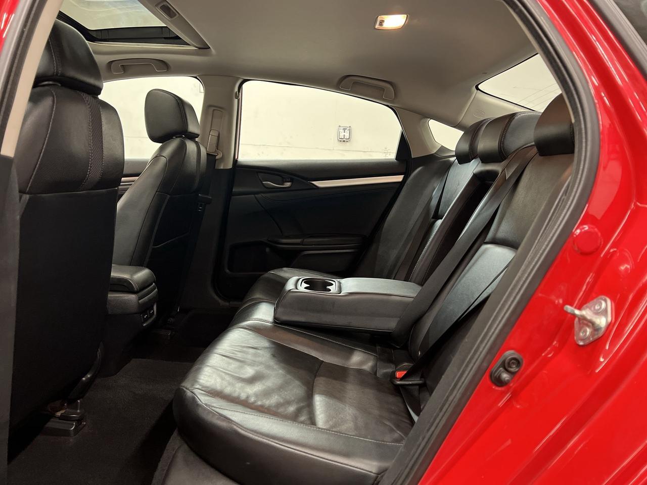 2020 Honda Civic TOURING| HTD LEATHER | SUNROOF | CARPLAY Photo