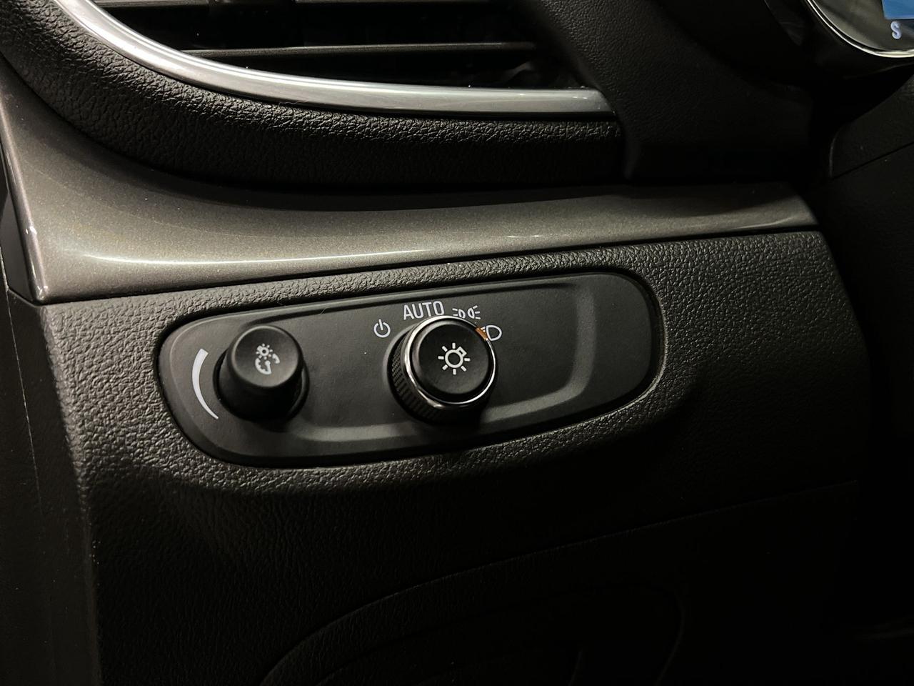 2017 Buick Encore LEATHER | LOW KMS! | REAR CAM | BLUETOOTH | A/C Photo