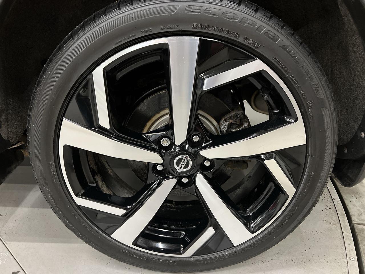 2022 Nissan Qashqai SL AWD | ONLY 42,000KMS! | HTD LEATHER | SUNROOF Photo