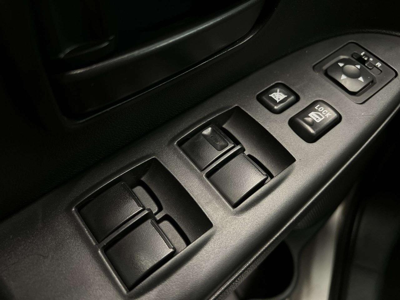 2022 Mitsubishi RVR AWD | HTD SEATS | CARPLAY | REAR CAM | BLUETOOTH Photo