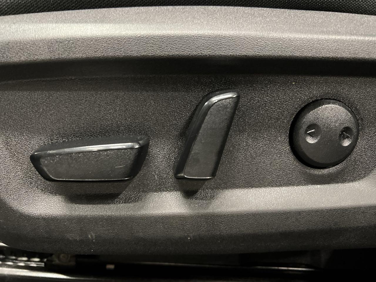 2023 Nissan Rogue SV AWD | HTD SEATS | PANO ROOF | CARPLAY | 360 CAM Photo