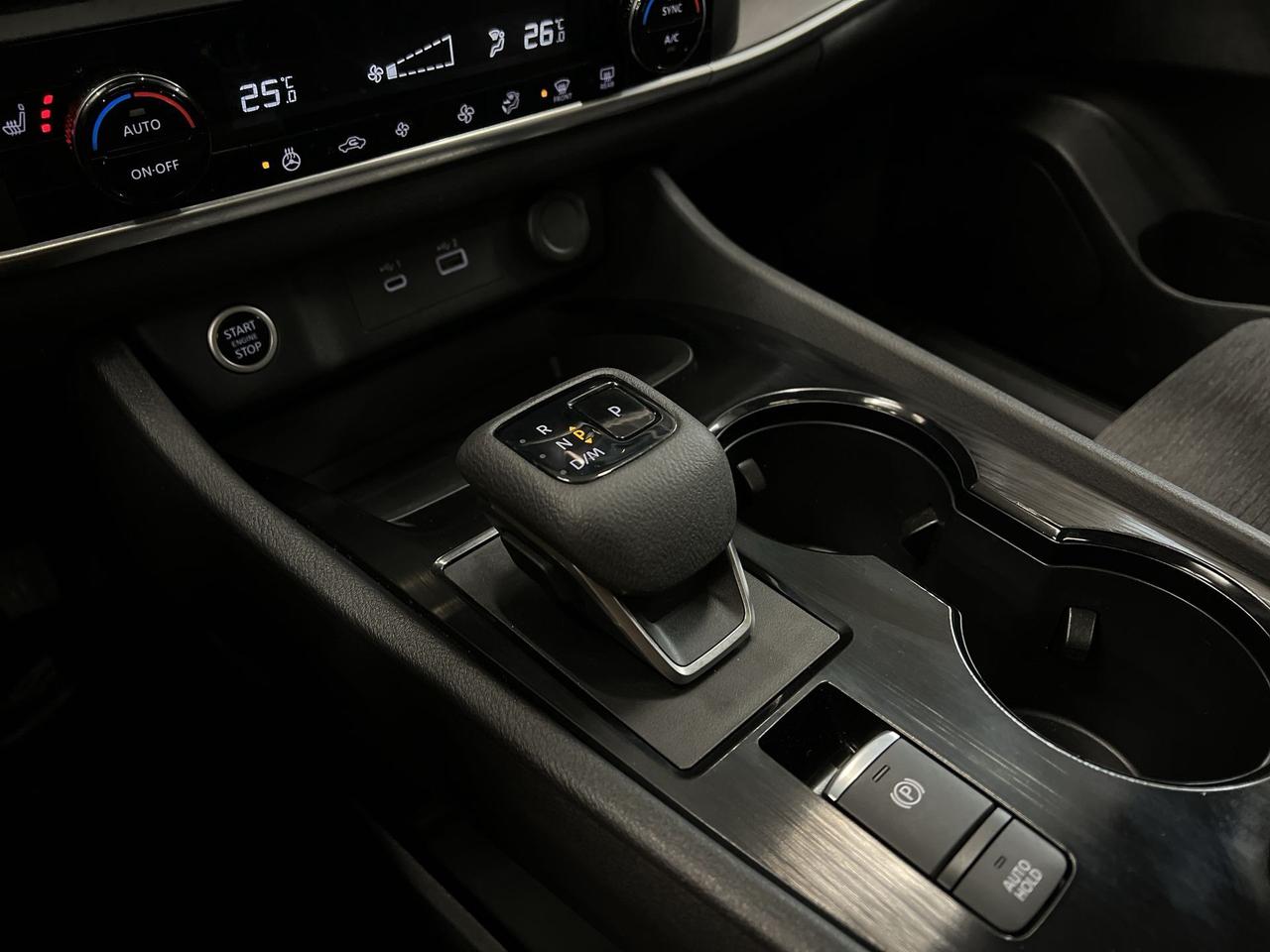 2023 Nissan Rogue SV AWD | HTD SEATS | PANO ROOF | CARPLAY | 360 CAM Photo