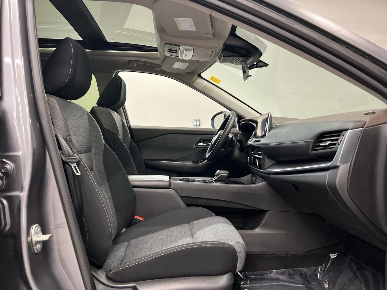 2023 Nissan Rogue SV AWD | HTD SEATS | PANO ROOF | CARPLAY | 360 CAM Photo