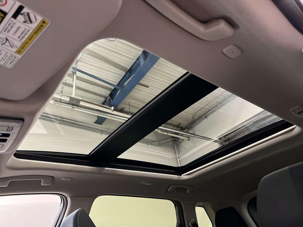 2023 Nissan Rogue SV AWD | HTD SEATS | PANO ROOF | CARPLAY | 360 CAM Photo