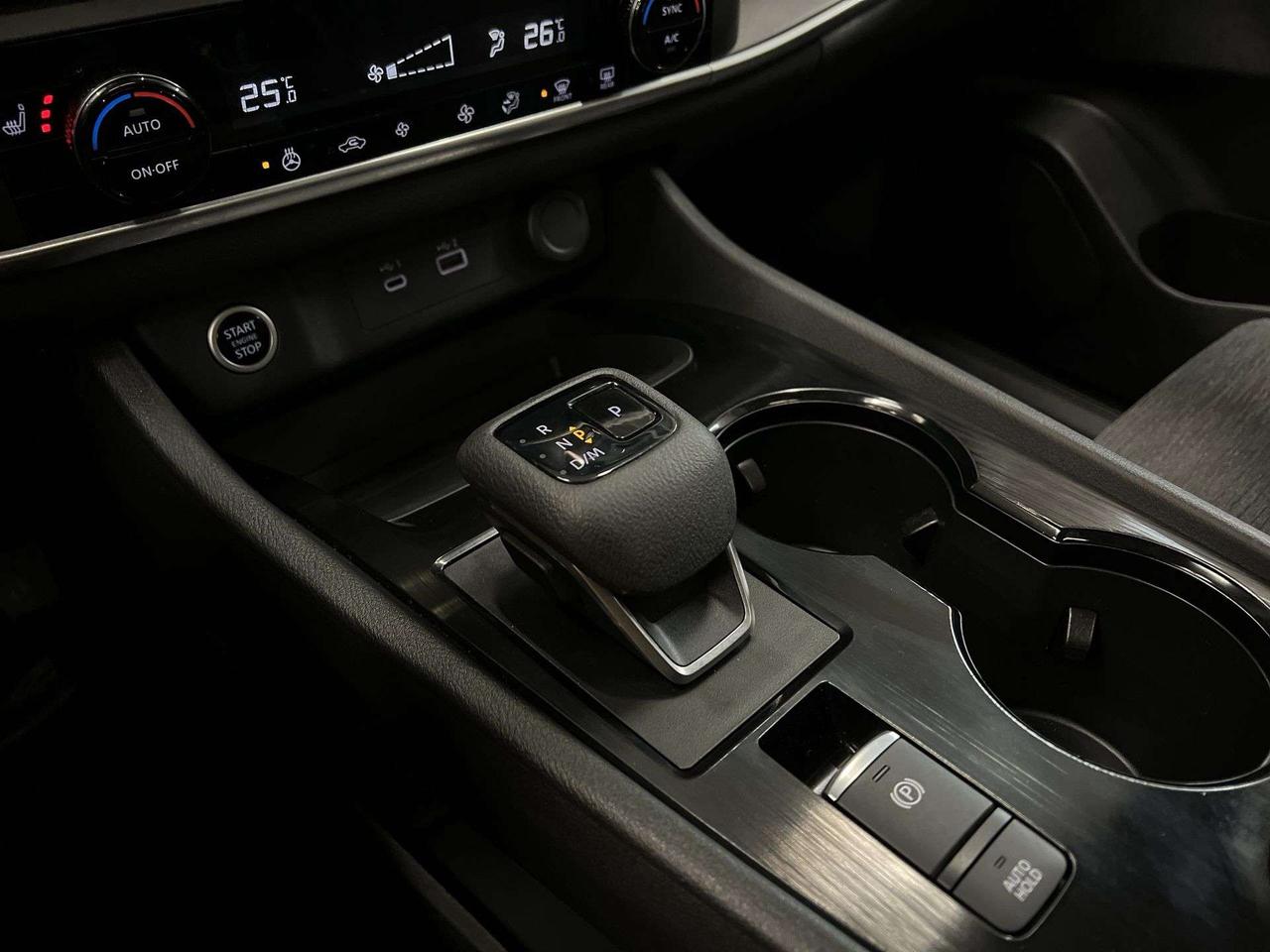 2023 Nissan Rogue SV AWD | HTD SEATS | PANO ROOF | CARPLAY | 360 CAM Photo