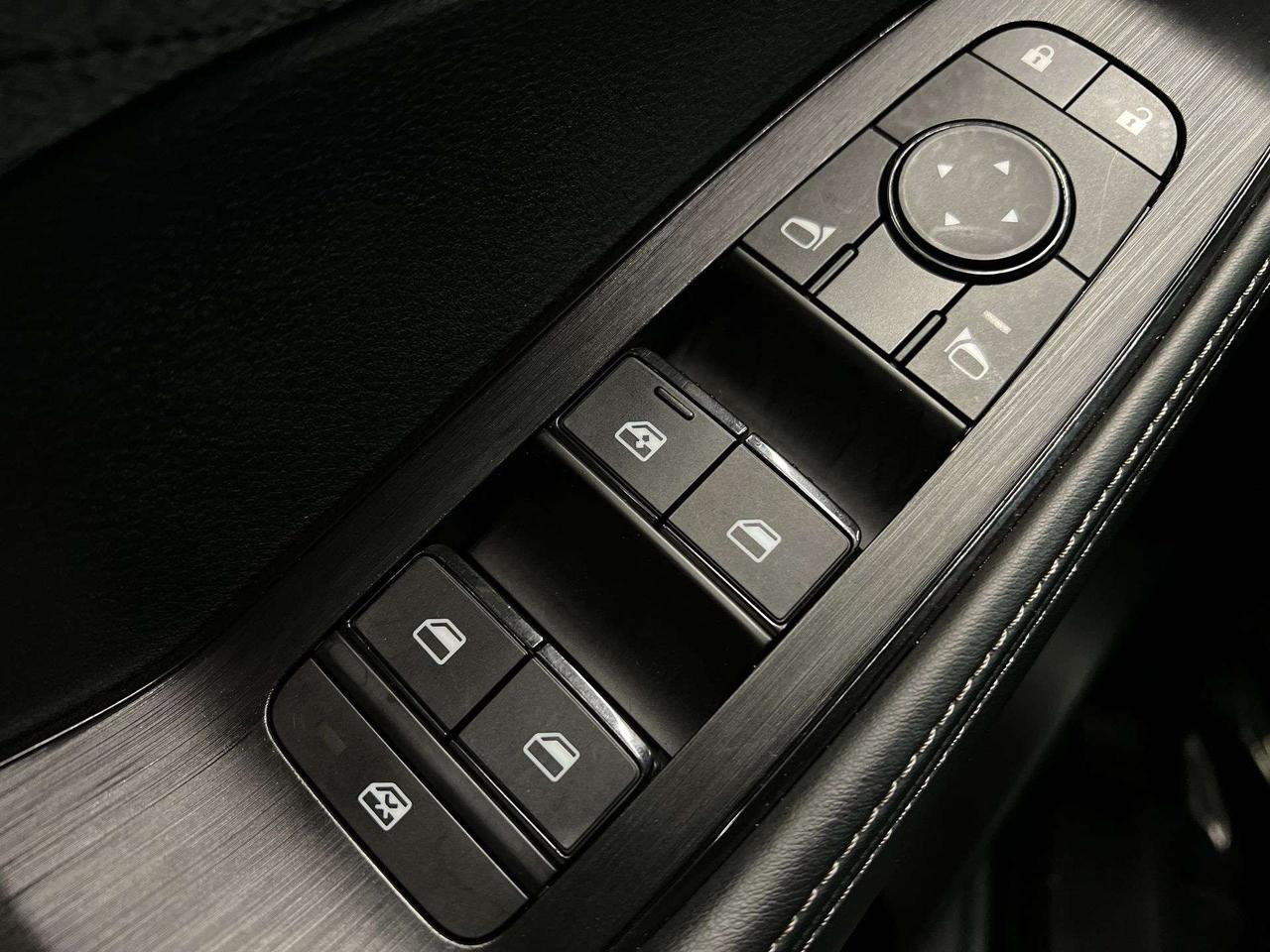 2023 Nissan Rogue SV AWD | HTD SEATS | PANO ROOF | CARPLAY | 360 CAM Photo