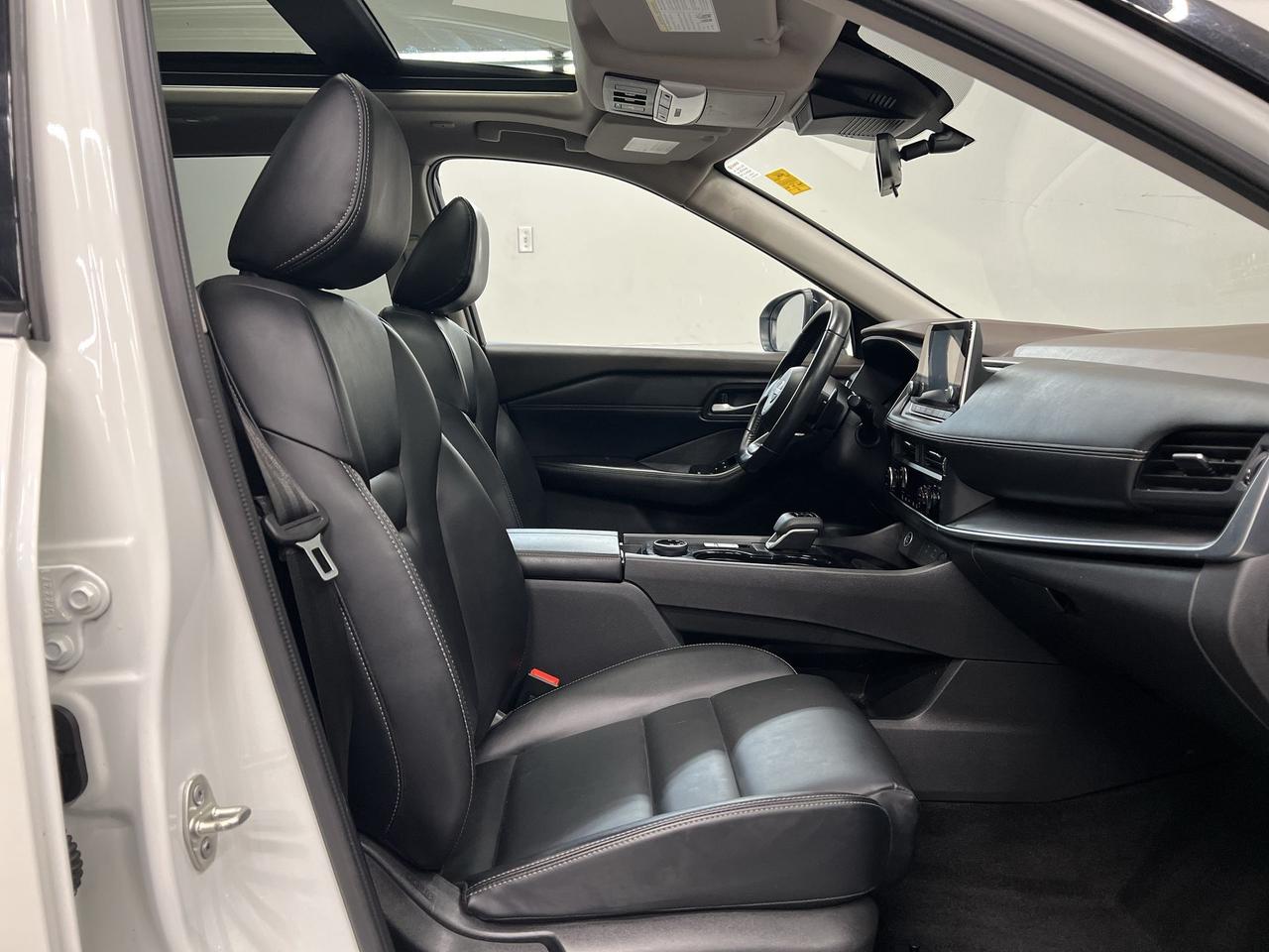 2023 Nissan Rogue SV MIDNIGHT AWD | HTD LEATHER | PANO ROOF | ALLOYS Photo