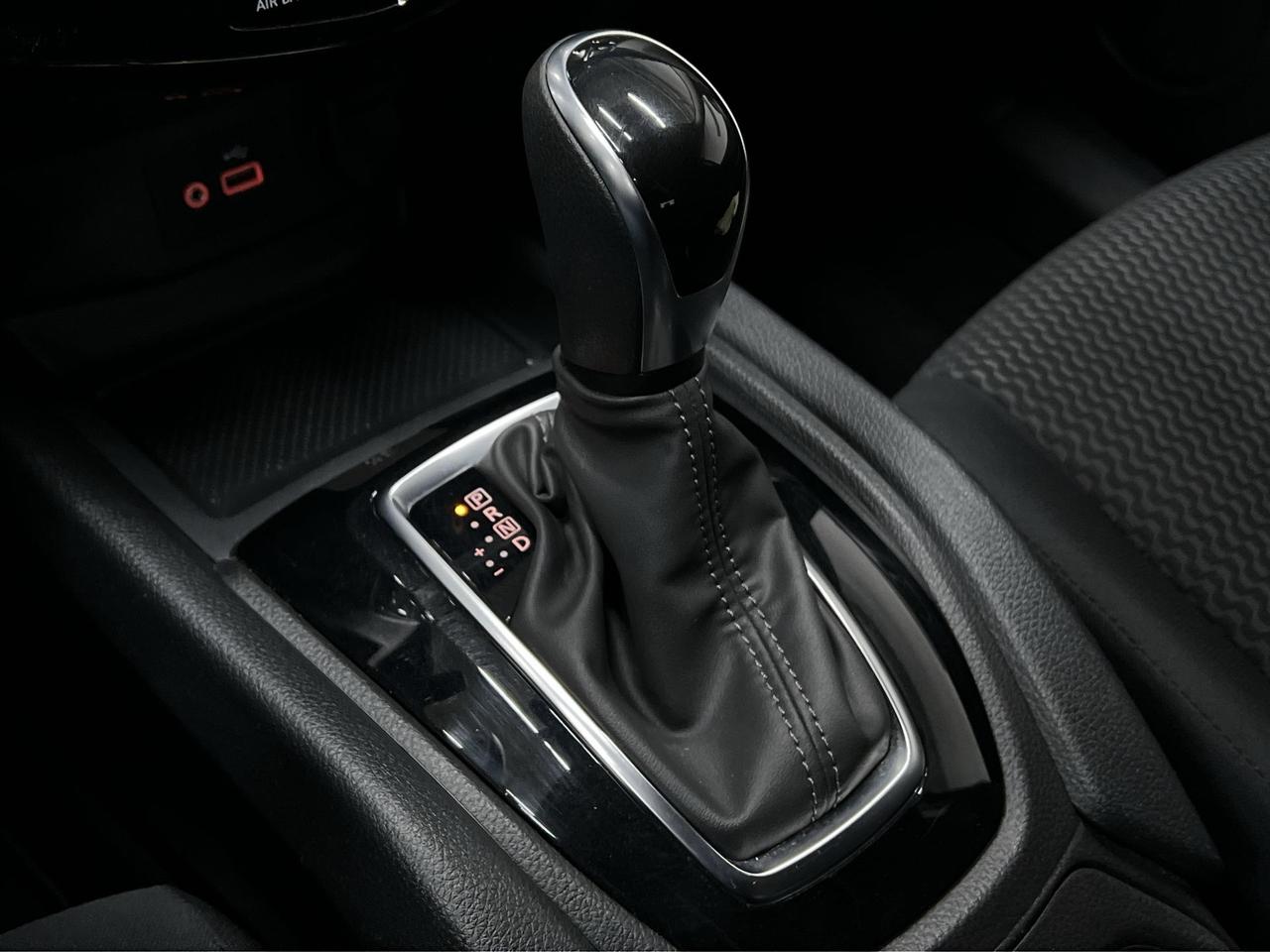 2023 Nissan Qashqai ONLY 19,000KMS! | HTD SEATS | CARPLAY | ALLOYS Photo