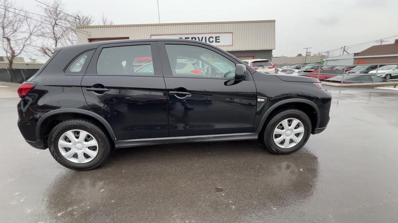 2024 Mitsubishi RVR AWD | HTD SEATS | CARPLAY | REAR CAM | BLUETOOTH Photo
