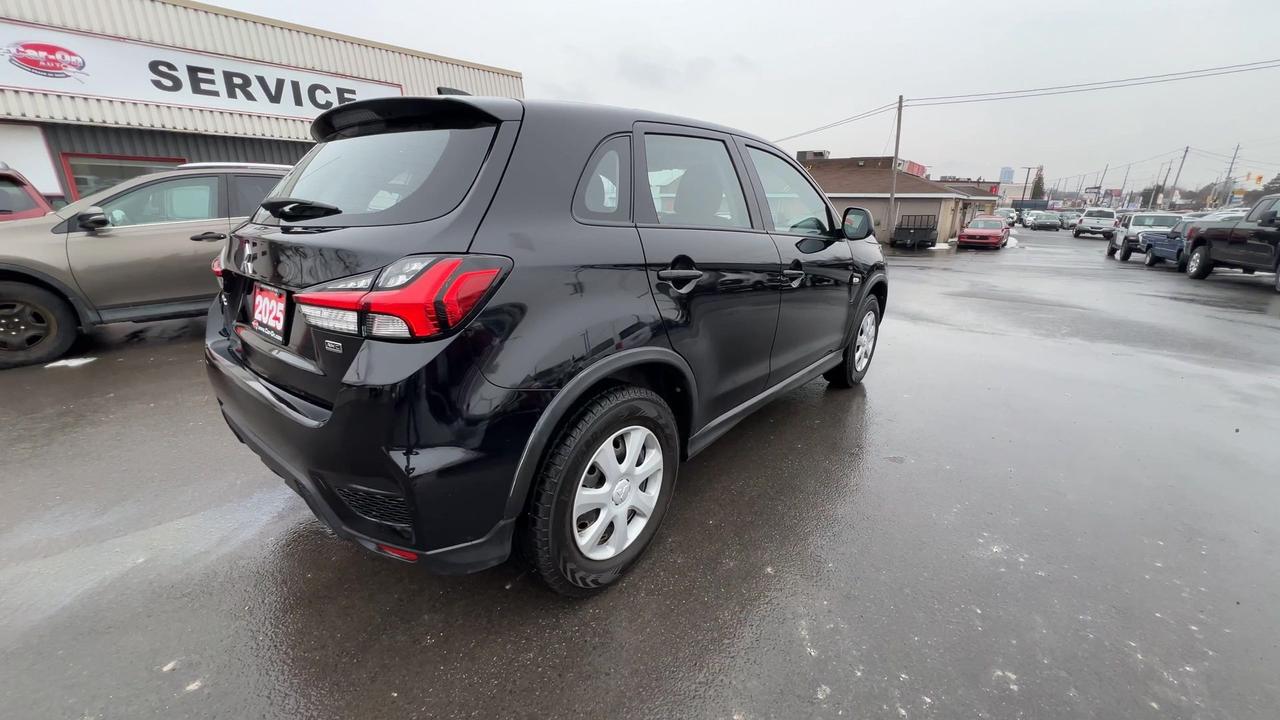 2024 Mitsubishi RVR AWD | HTD SEATS | CARPLAY | REAR CAM | BLUETOOTH Photo