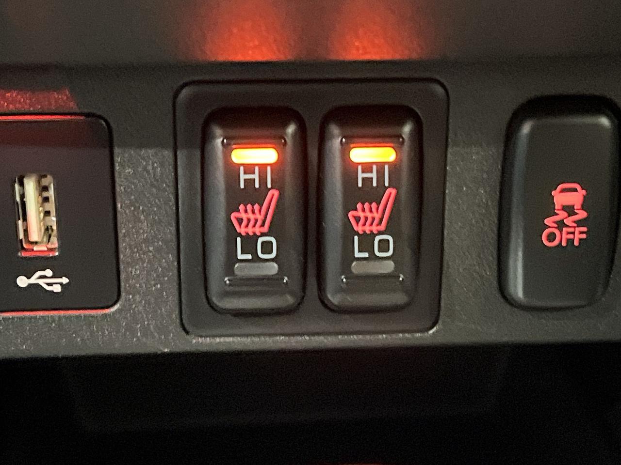 2024 Mitsubishi RVR AWD | HTD SEATS | CARPLAY | REAR CAM | BLUETOOTH Photo