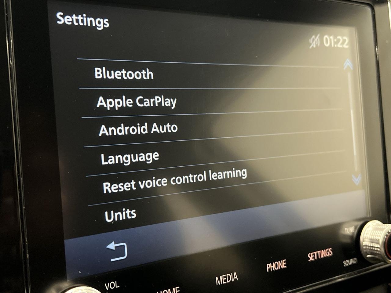 2024 Mitsubishi RVR AWD | HTD SEATS | CARPLAY | REAR CAM | BLUETOOTH Photo