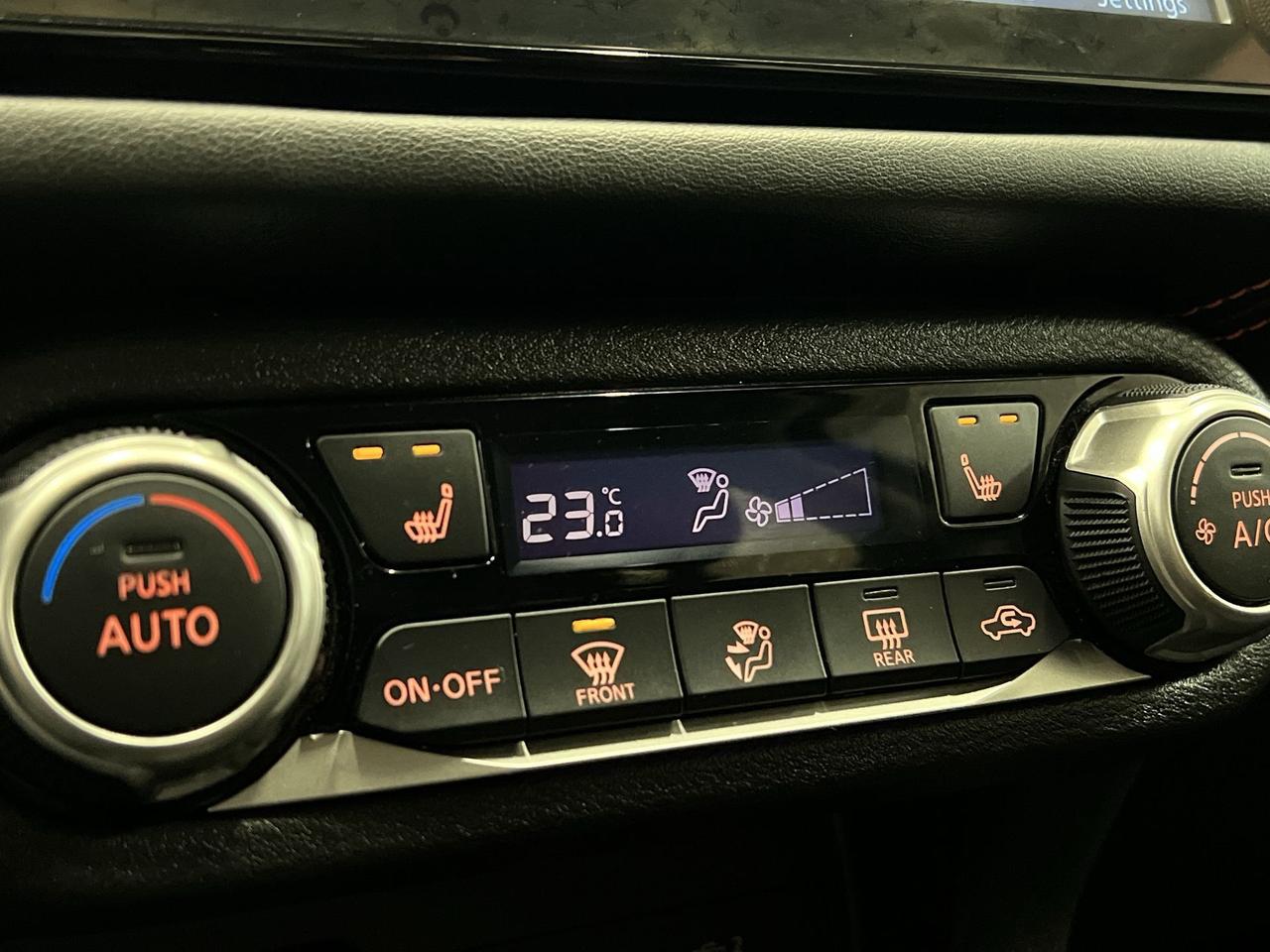 2024 Nissan Versa SR | HTD SEATS | CARPLAY | REMOTE START | ALLOYS Photo