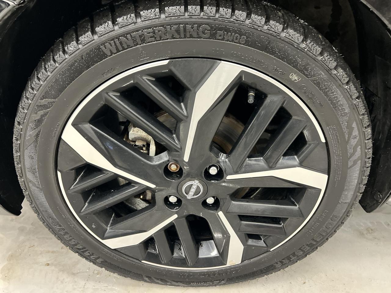 2024 Nissan Versa SR | HTD SEATS | CARPLAY | REMOTE START | ALLOYS Photo
