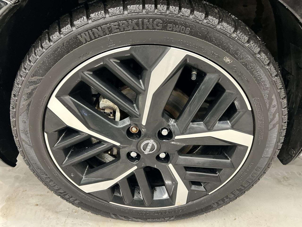 2024 Nissan Versa SR | HTD SEATS | CARPLAY | REMOTE START | ALLOYS Photo