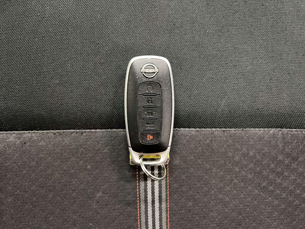 2024 Nissan Versa SR | HTD SEATS | CARPLAY | REMOTE START | ALLOYS Photo