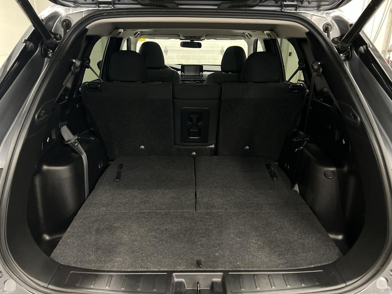 2024 Mitsubishi Outlander SE AWD | 7-PASS | PANO ROOF | HTD SEATS | CARPLAY Photo