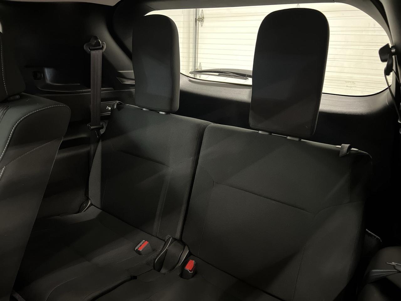 2024 Mitsubishi Outlander SE AWD | 7-PASS | PANO ROOF | HTD SEATS | CARPLAY Photo