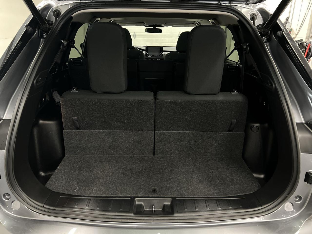 2024 Mitsubishi Outlander SE AWD | 7-PASS | PANO ROOF | HTD SEATS | CARPLAY Photo