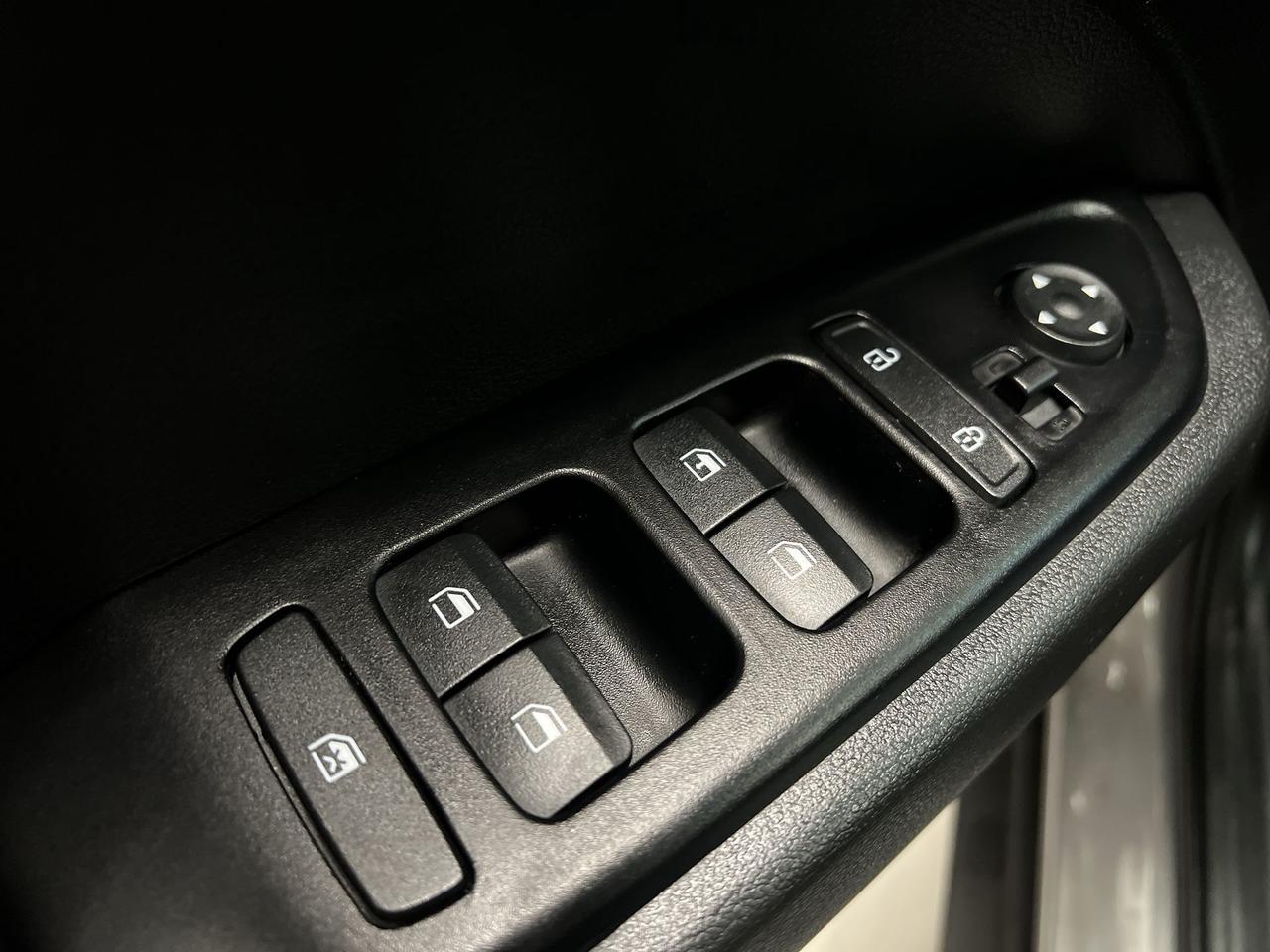 2024 Hyundai Venue ONLY 26,000KMS! | HTD SEATS | CARPLAY | REAR CAM Photo