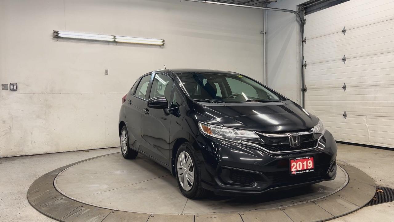 2019 Honda Fit LX | AUTO | HTD SEATS | CARPLAY | KEYLESS ENTRY Photo