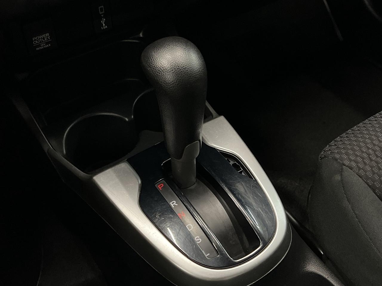 2019 Honda Fit LX | AUTO | HTD SEATS | CARPLAY | KEYLESS ENTRY Photo