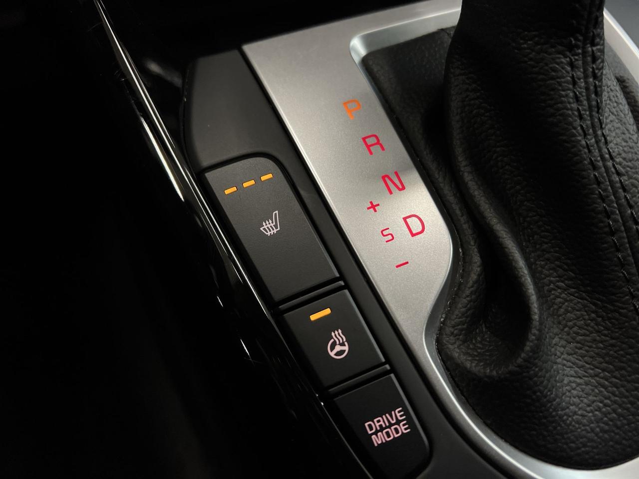 2024 Kia Forte EX | HTD SEATS | CARPLAY | ALLOYS | REAR CAM | A/C Photo