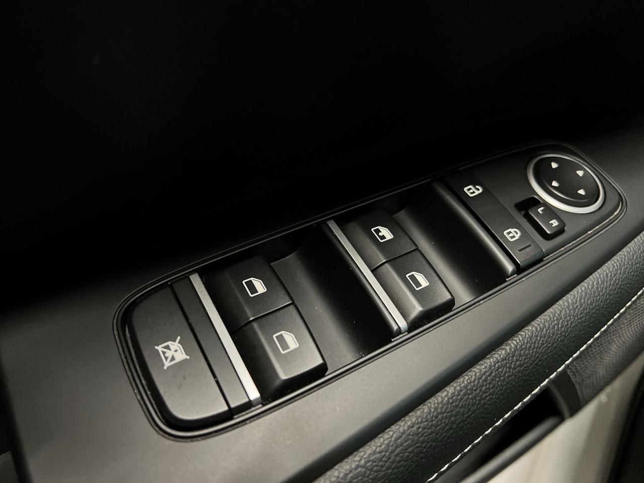 2024 Kia Forte EX | HTD SEATS | CARPLAY | ALLOYS | REAR CAM | A/C Photo