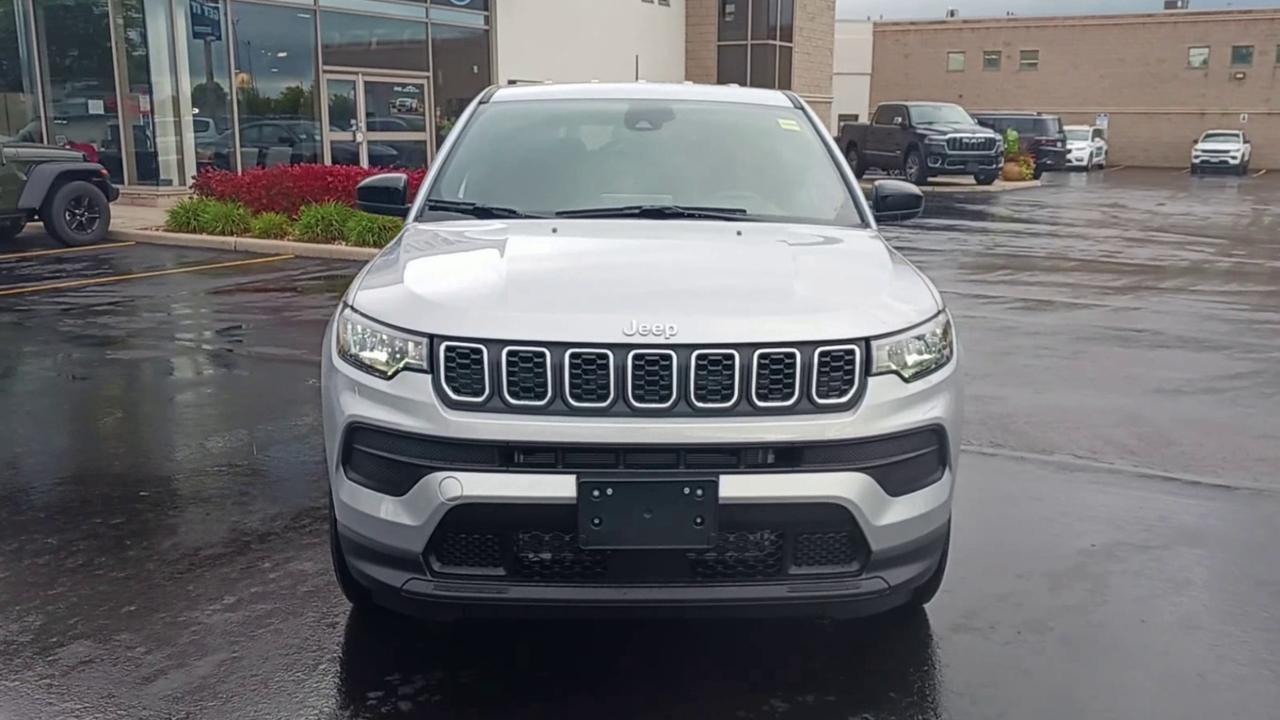 2026 Jeep Compass sport 4x4 Photo2