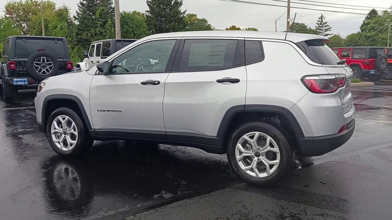 2026 Jeep Compass sport 4x4 Photo