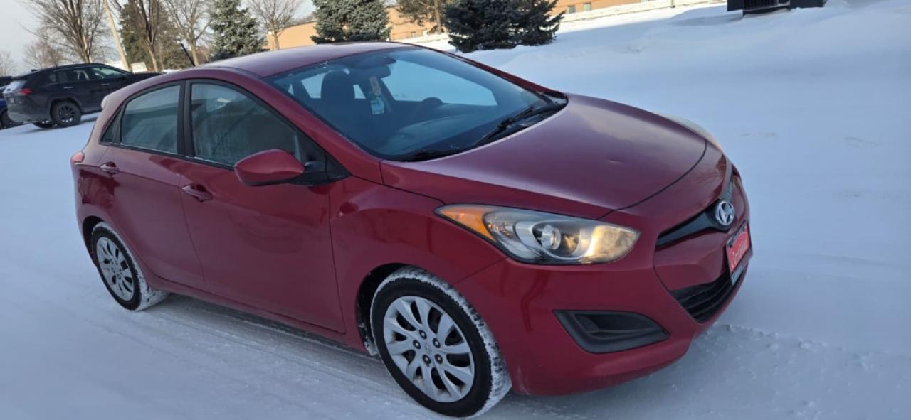 2014 Hyundai Elantra GT 5dr Hatchback Automatic GL Photo2