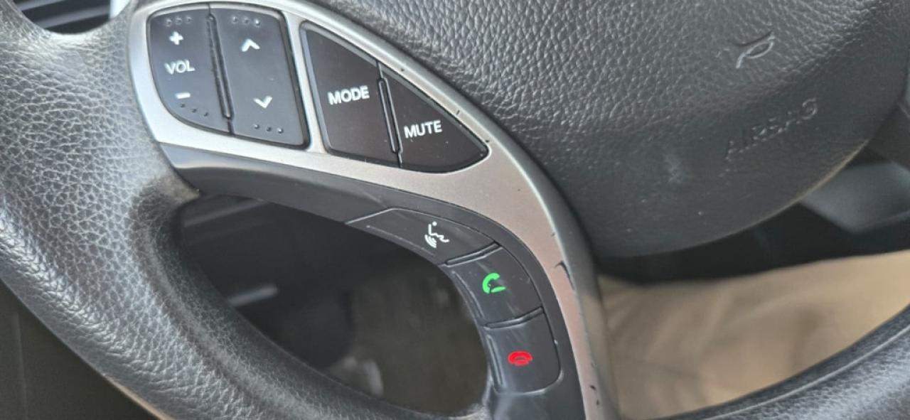2014 Hyundai Elantra GT 5dr Hatchback Automatic GL Photo
