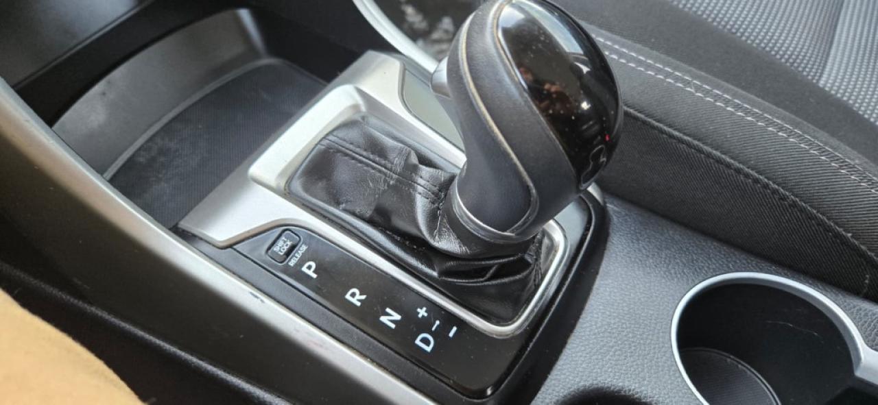 2014 Hyundai Elantra GT 5dr Hatchback Automatic GL Photo