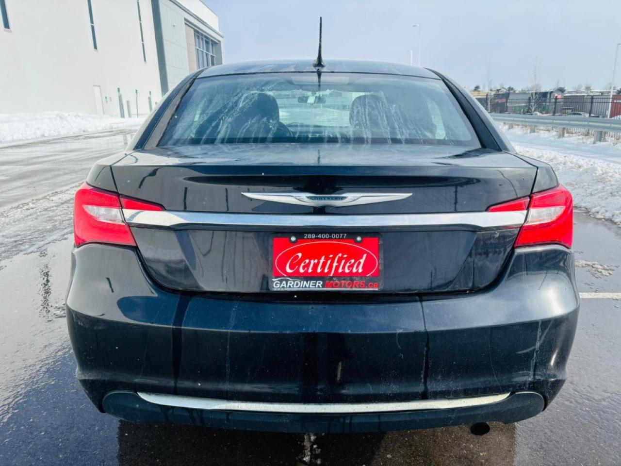 2013 Chrysler 200 Touring 2dr Convertible Automatic Photo