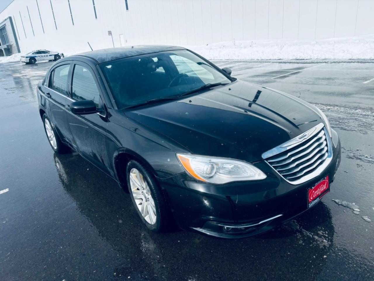 2013 Chrysler 200 Touring 2dr Convertible Automatic Photo2